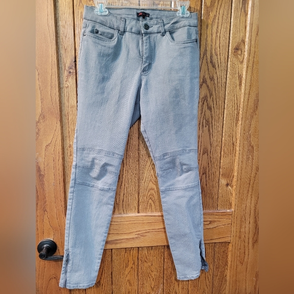 sofia by sofia vergara Denim - 🌷SOLD🌷Sofia Vergara jeans
